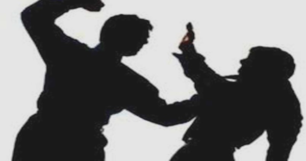 Read more about the article Tindak Pidana Penganiayaan Menurut KUHP